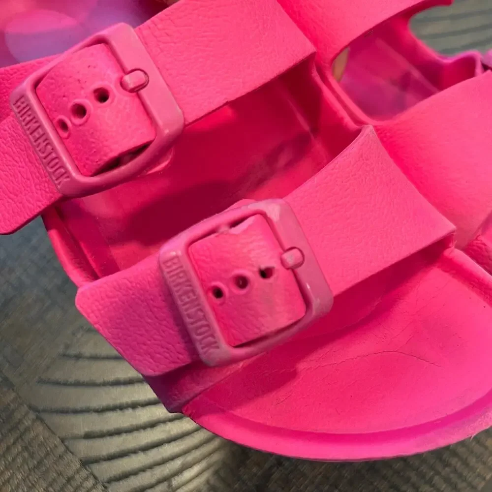Birkenstock hot pink